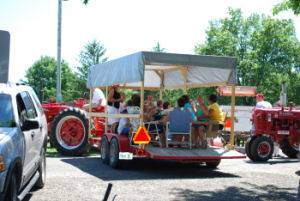 AvistonTractorRide-1-300x201